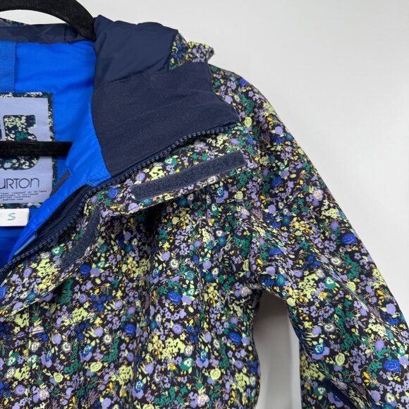 This is a Burton Dryride women's ski jacket in a multicolored ditsy floral print - Picture 3 of 16